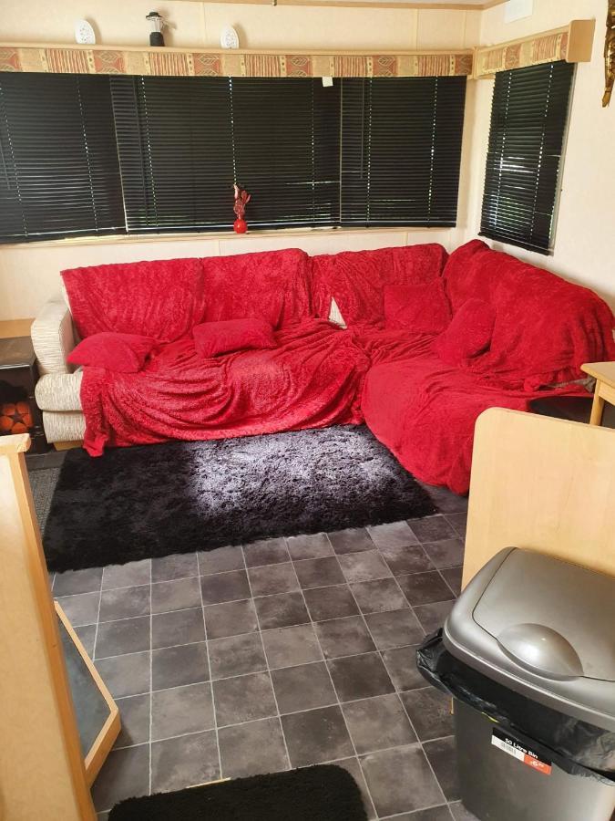R And B Static Caravan Skegness Buitenkant foto