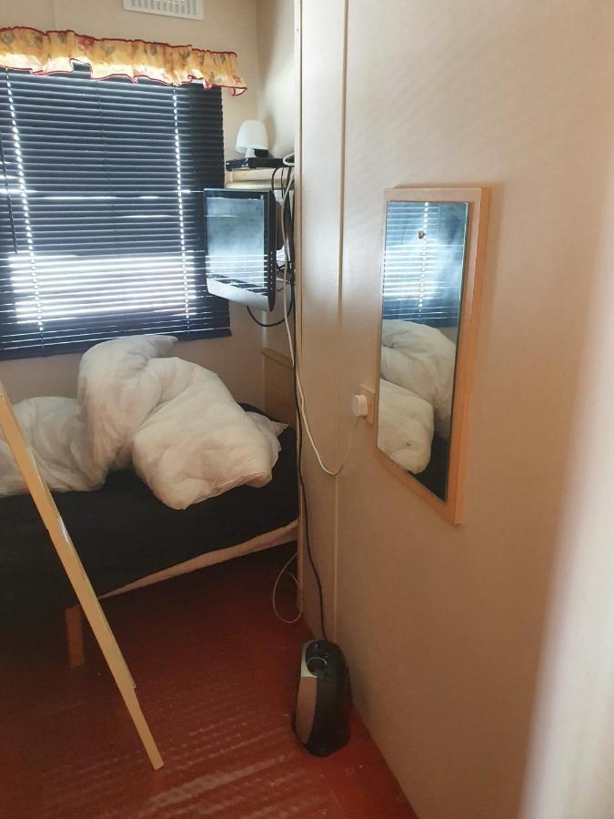 R And B Static Caravan Skegness Buitenkant foto