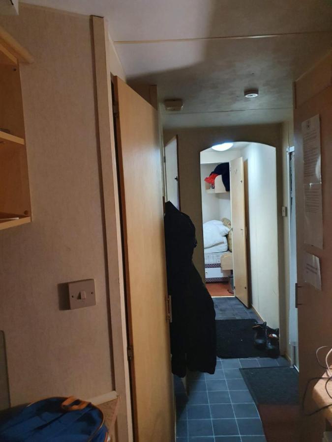 R And B Static Caravan Skegness Buitenkant foto